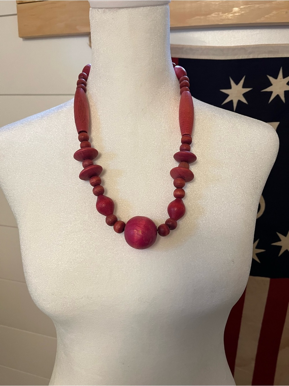 VTG geometric chunky pink wooden bead necklace with a boho vibe